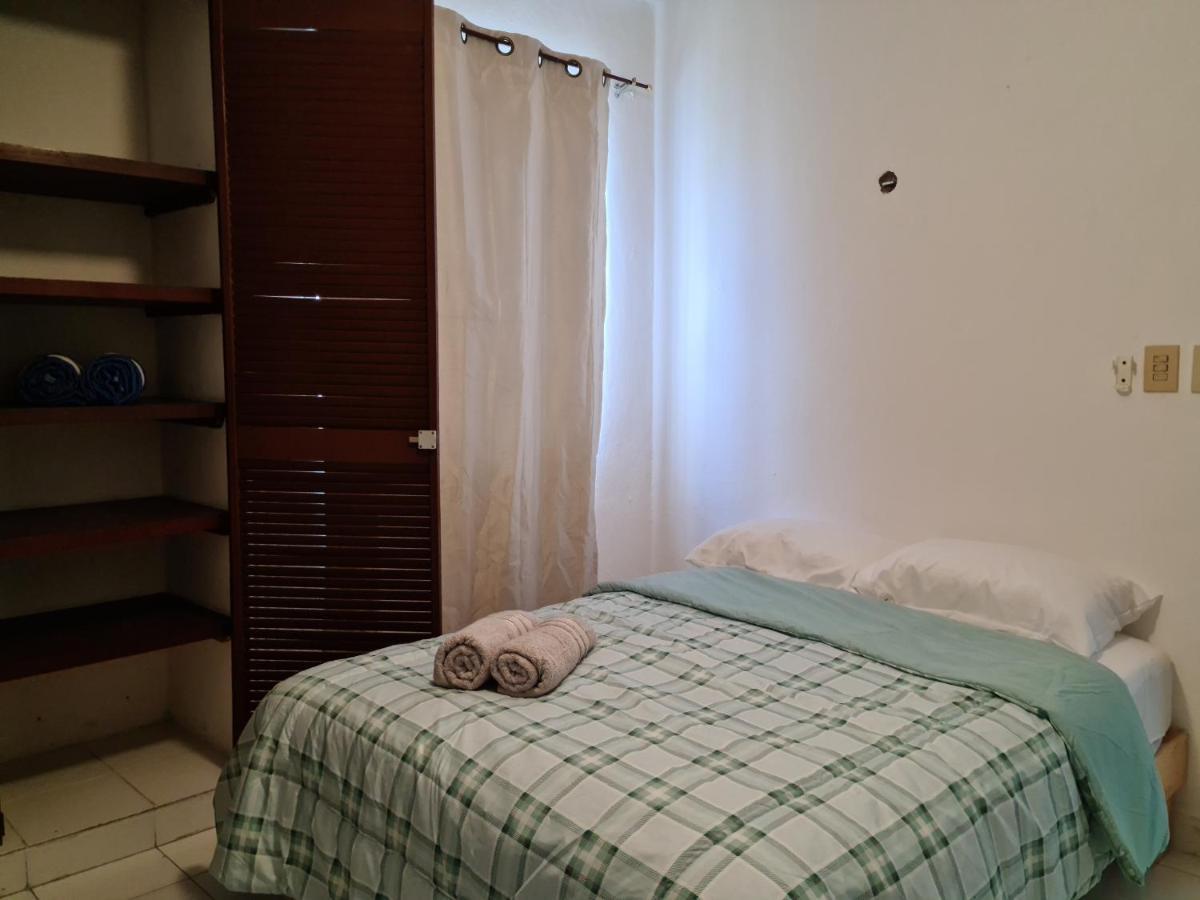 Ubicacion Inmejorable A Pasos De Playacar Y 5ta Av * Playa del Carmen