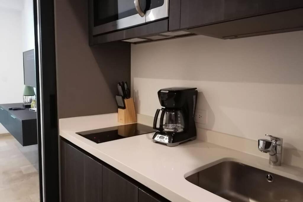 Downtown Apartment *