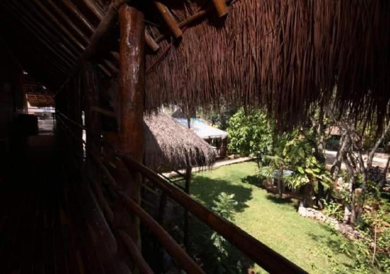 Esduma Iguanas Hotel