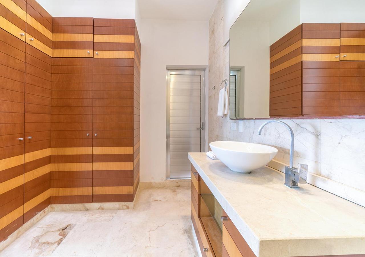 Casa de férias Beachfront Penthouse With 3 Bedrooms & Ocean View - Nubes Playa del Carmen