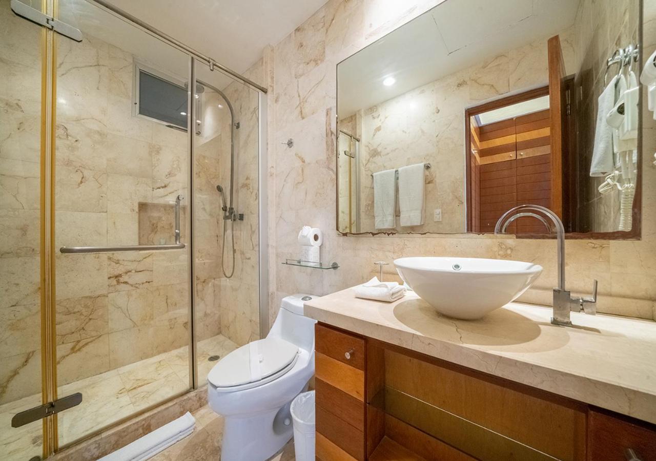 Beachfront Penthouse With 3 Bedrooms & Ocean View - Nubes Casa de férias