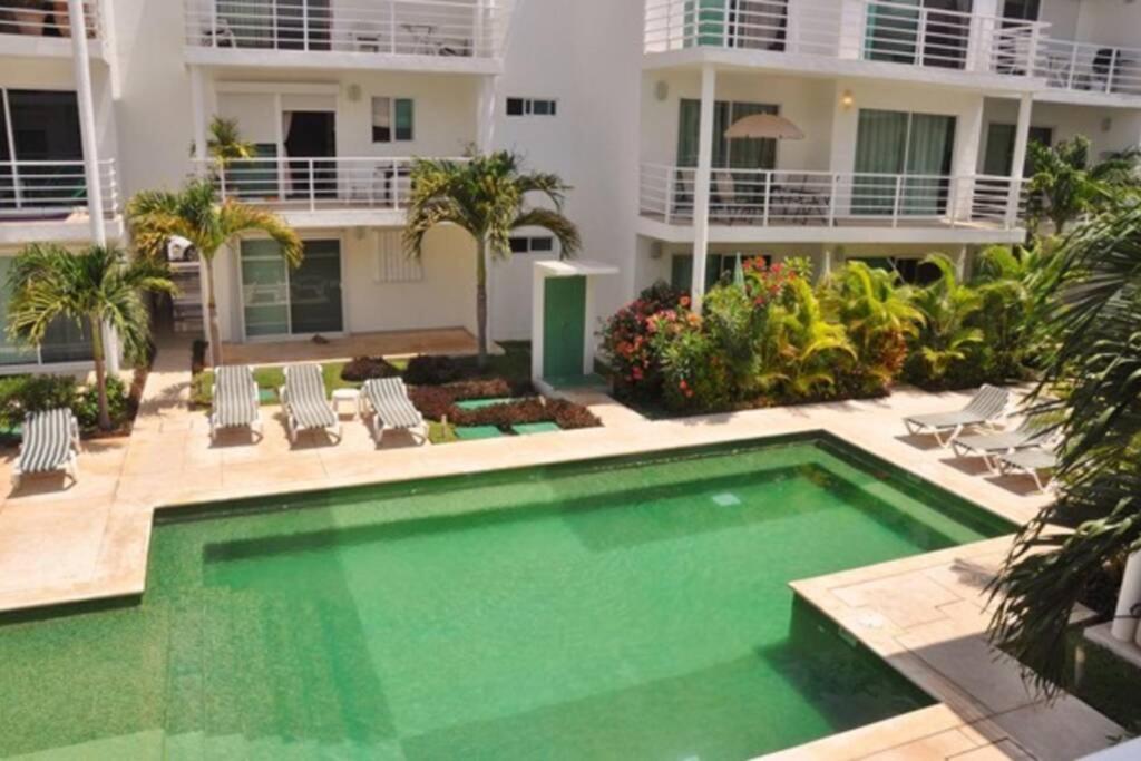 Apartment Poolside Tranquil In Playa del Carmen