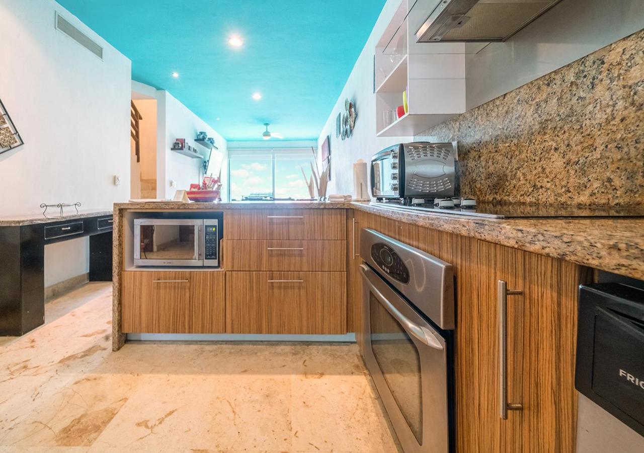 Beachfront Penthouse With 3 Bedrooms & Ocean View - Nubes Casa de férias Playa del Carmen