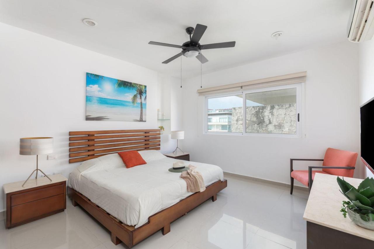 Phenomenal Combo Of 2 Separate Ph 1 In With Private Jacuzzi, Chic Amenities, Gym And 2 Rooftops Căn hộ *