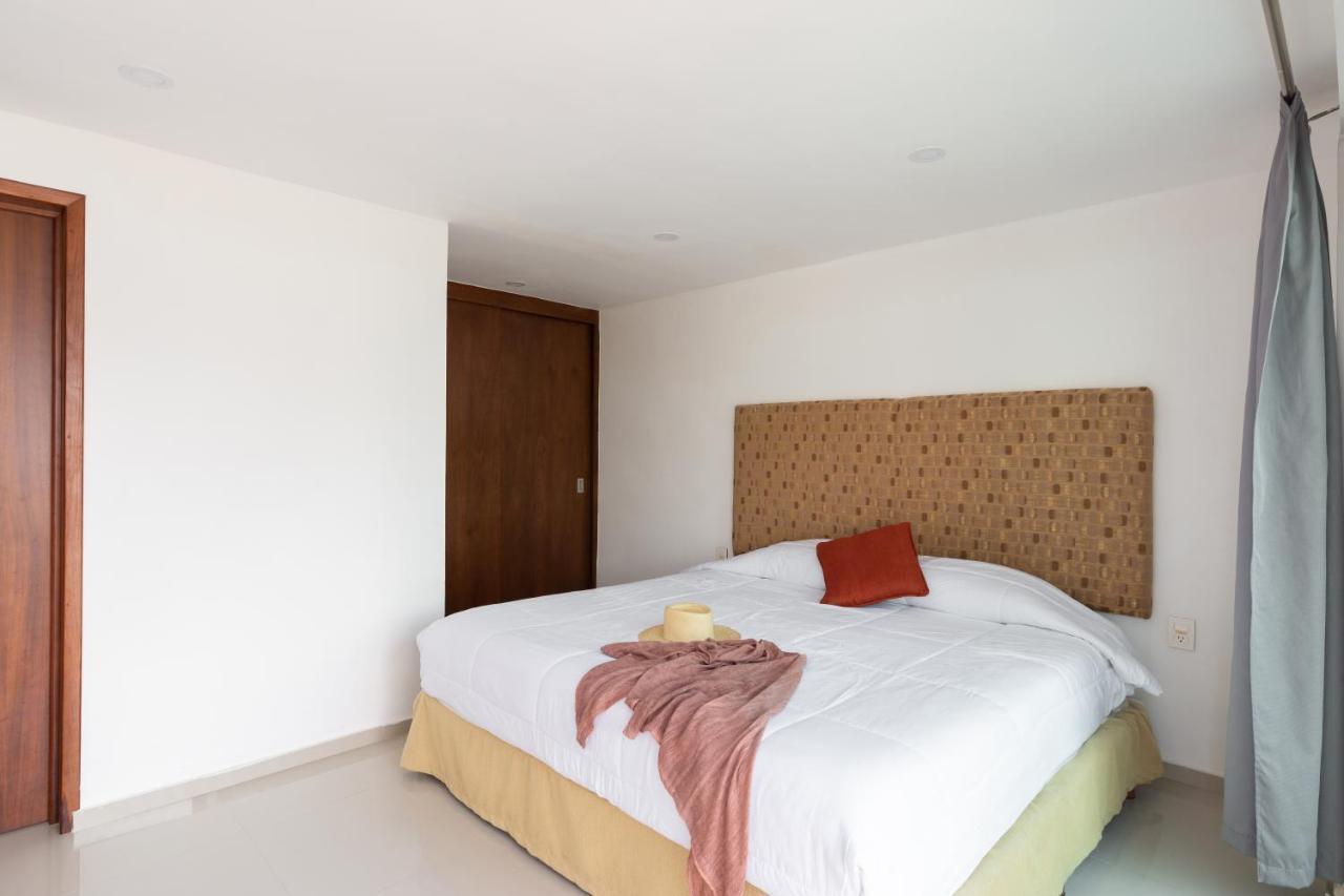 Căn hộ Phenomenal Combo Of 2 Separate Ph 1 In With Private Jacuzzi, Chic Amenities, Gym And 2 Rooftops *