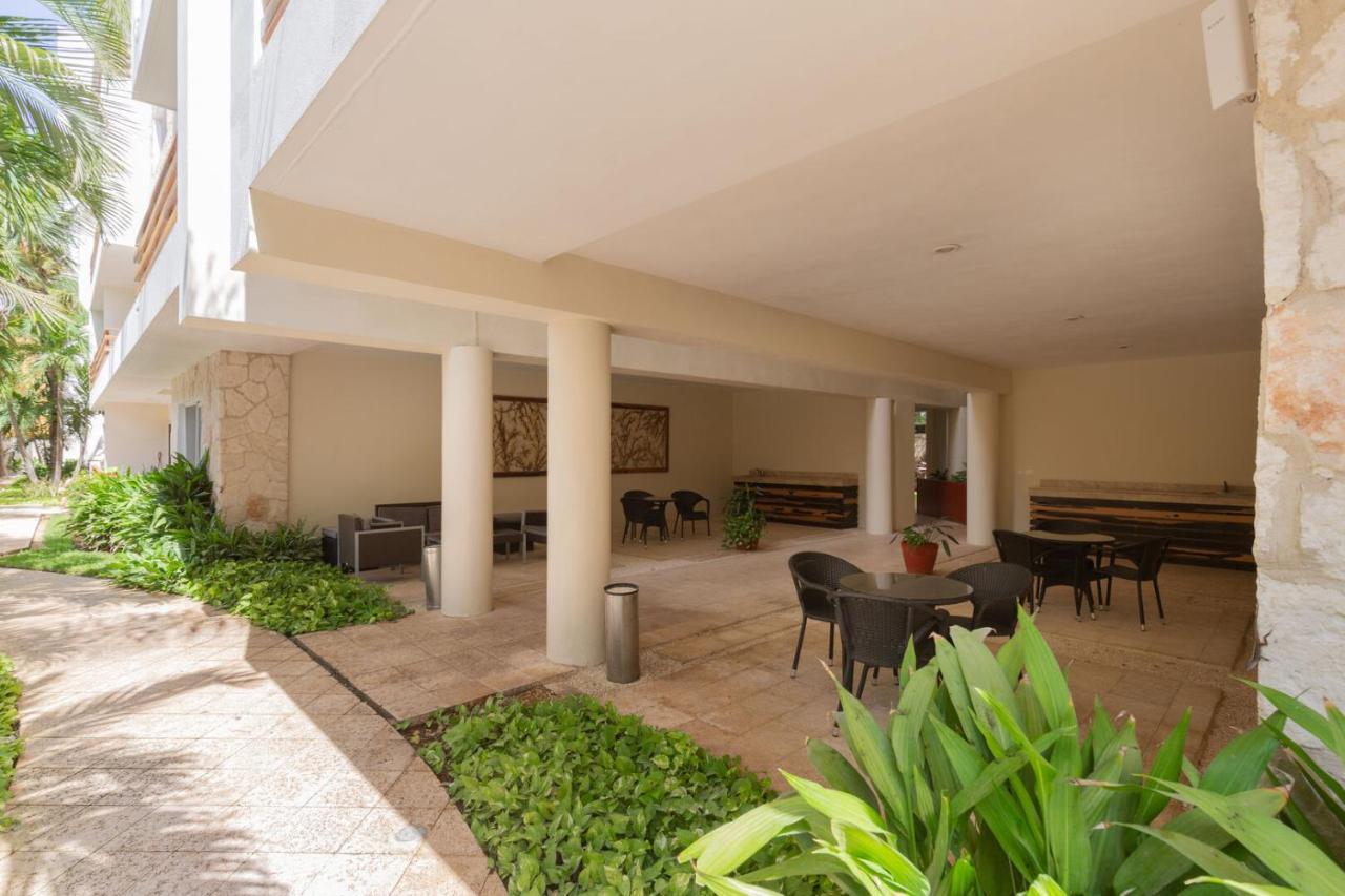 Phenomenal Combo Of 2 Separate Ph 1 In With Private Jacuzzi, Chic Amenities, Gym And 2 Rooftops Căn hộ