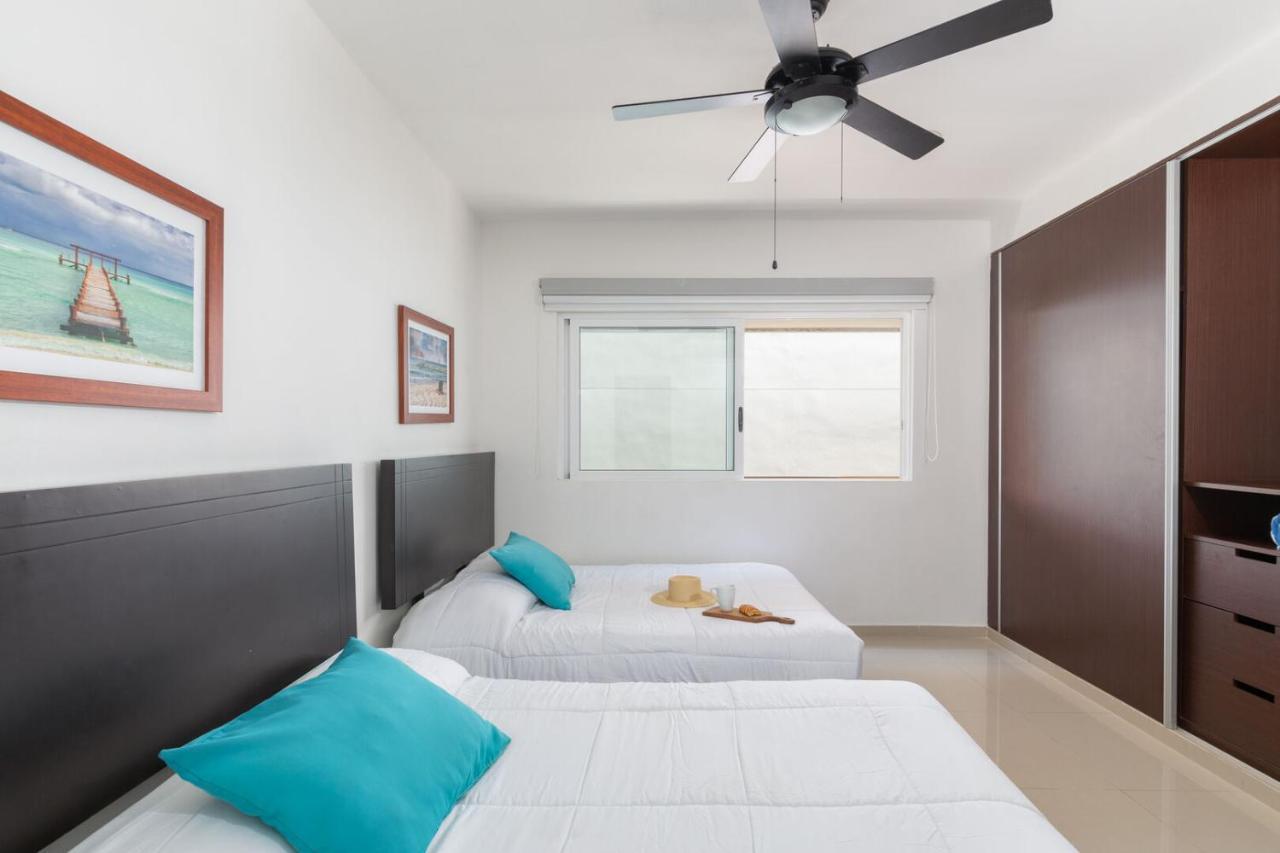 Phenomenal Combo Of 2 Separate Ph 1 In With Private Jacuzzi, Chic Amenities, Gym And 2 Rooftops Căn hộ Playa del Carmen