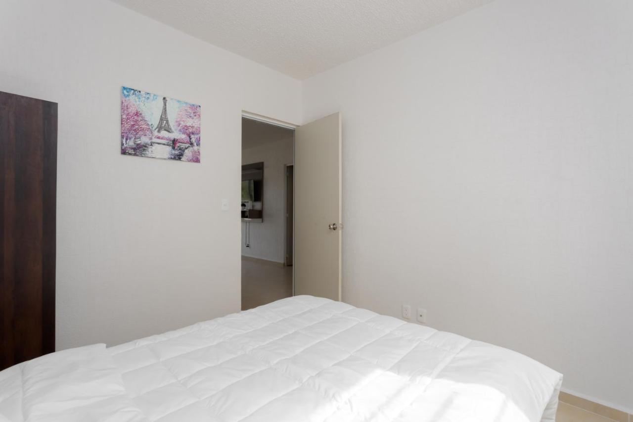 Apartment Departamento Vacacional En Playa Del Carmen. *