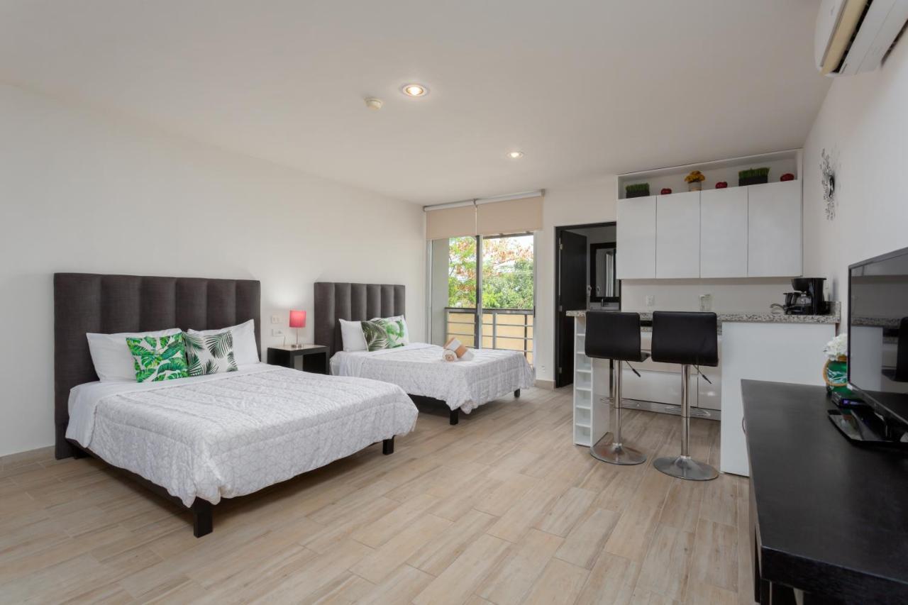 Apartment En Edificio Tj *