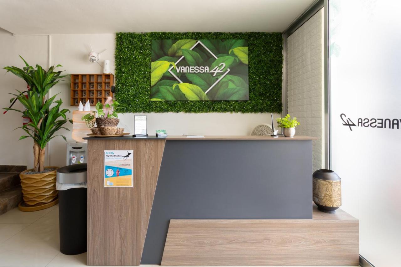 Apartment En Edificio Tj *