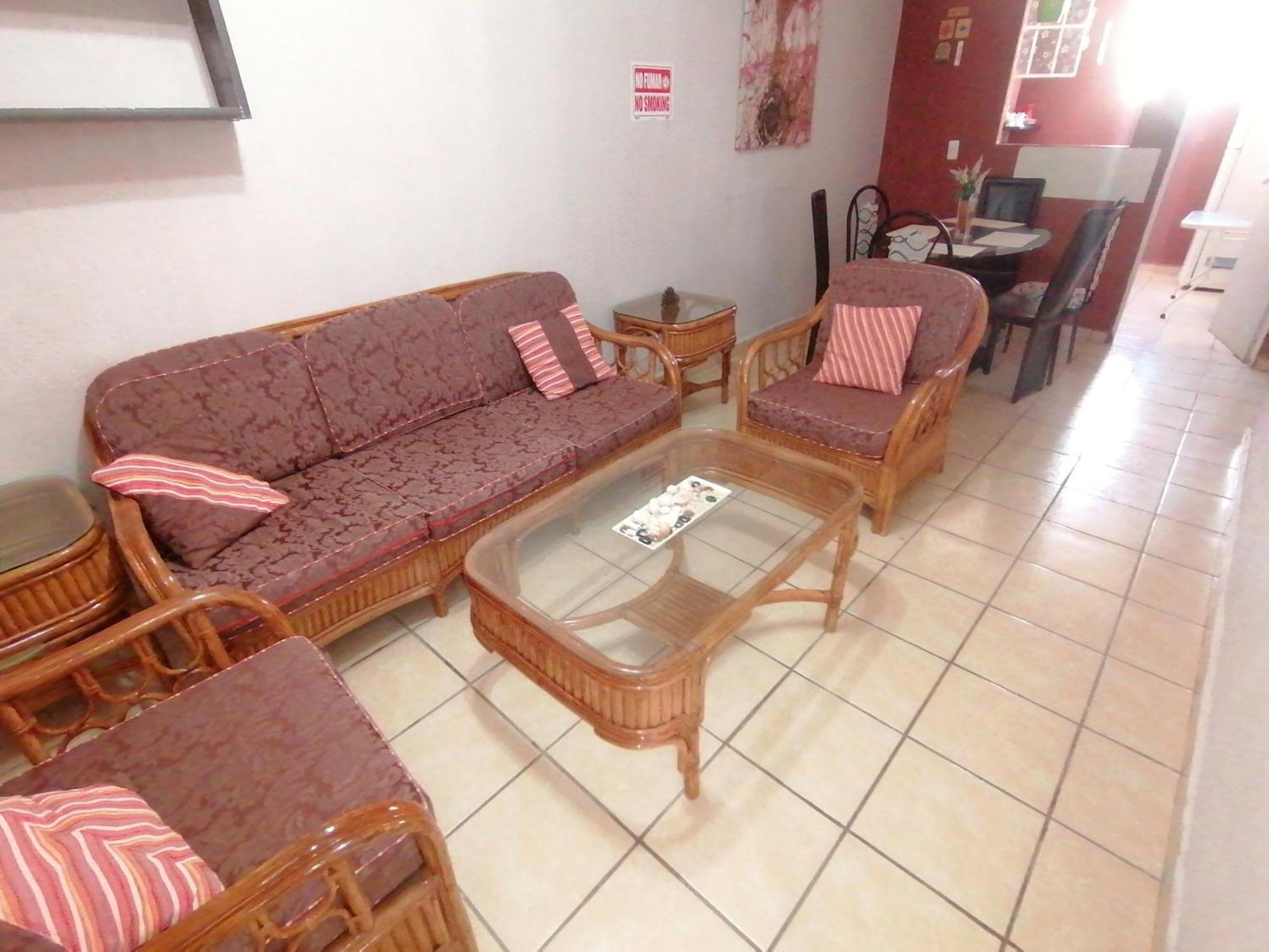 Depto Vacacional Con Wifi Almendros Apartment *