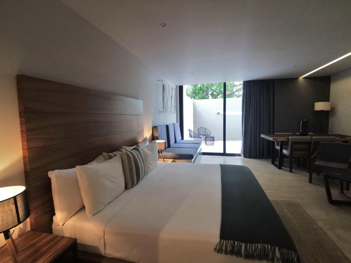 Kaab South By The Spot 4*