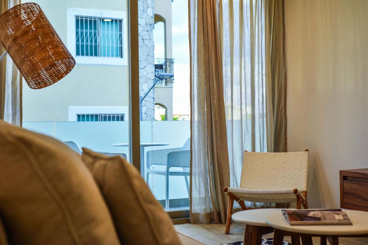 Newport House Playa Boutique Hotel 4*