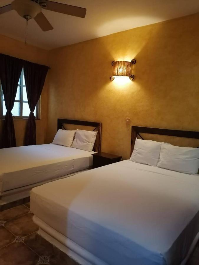 Alux Inn 2*