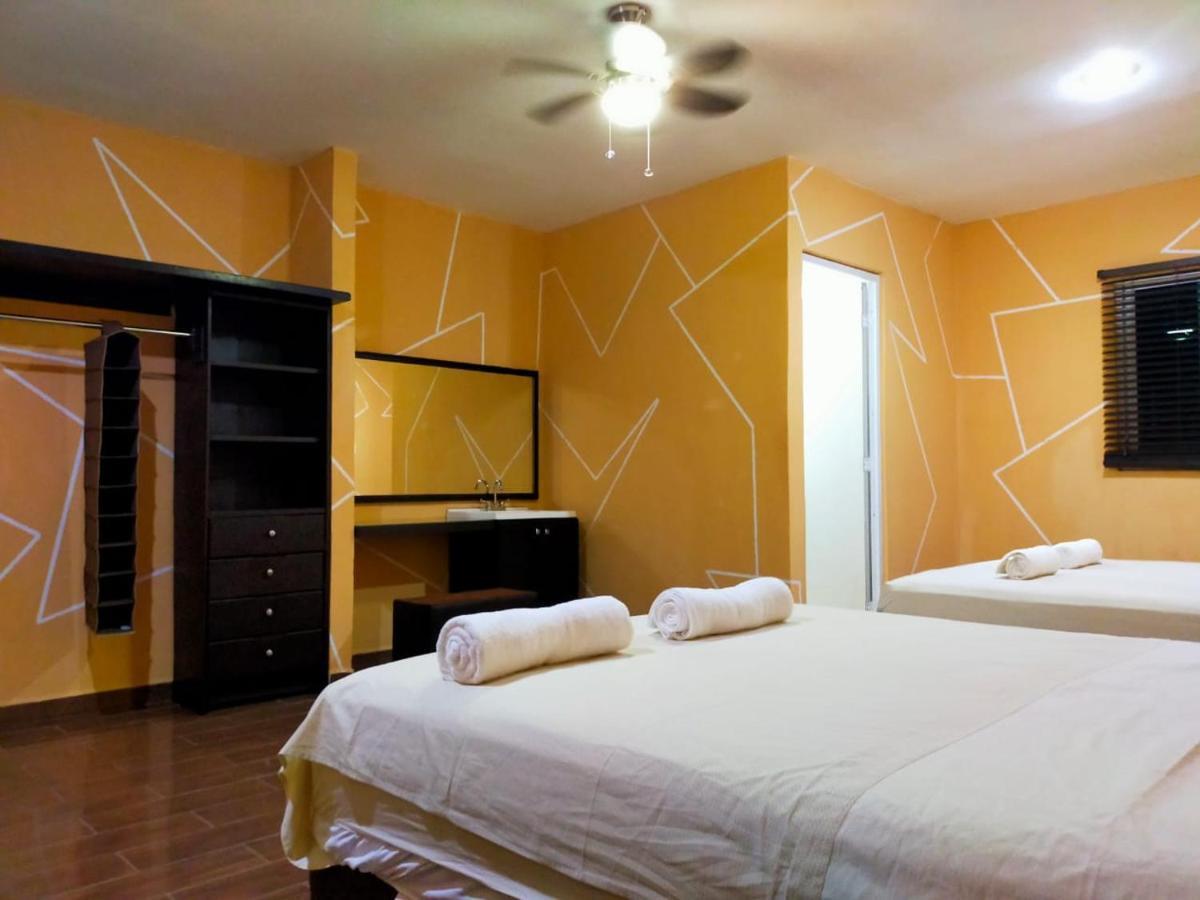 Casa Mexicana Amplia Con Seguridad, Alberca Y Parking Holiday home *