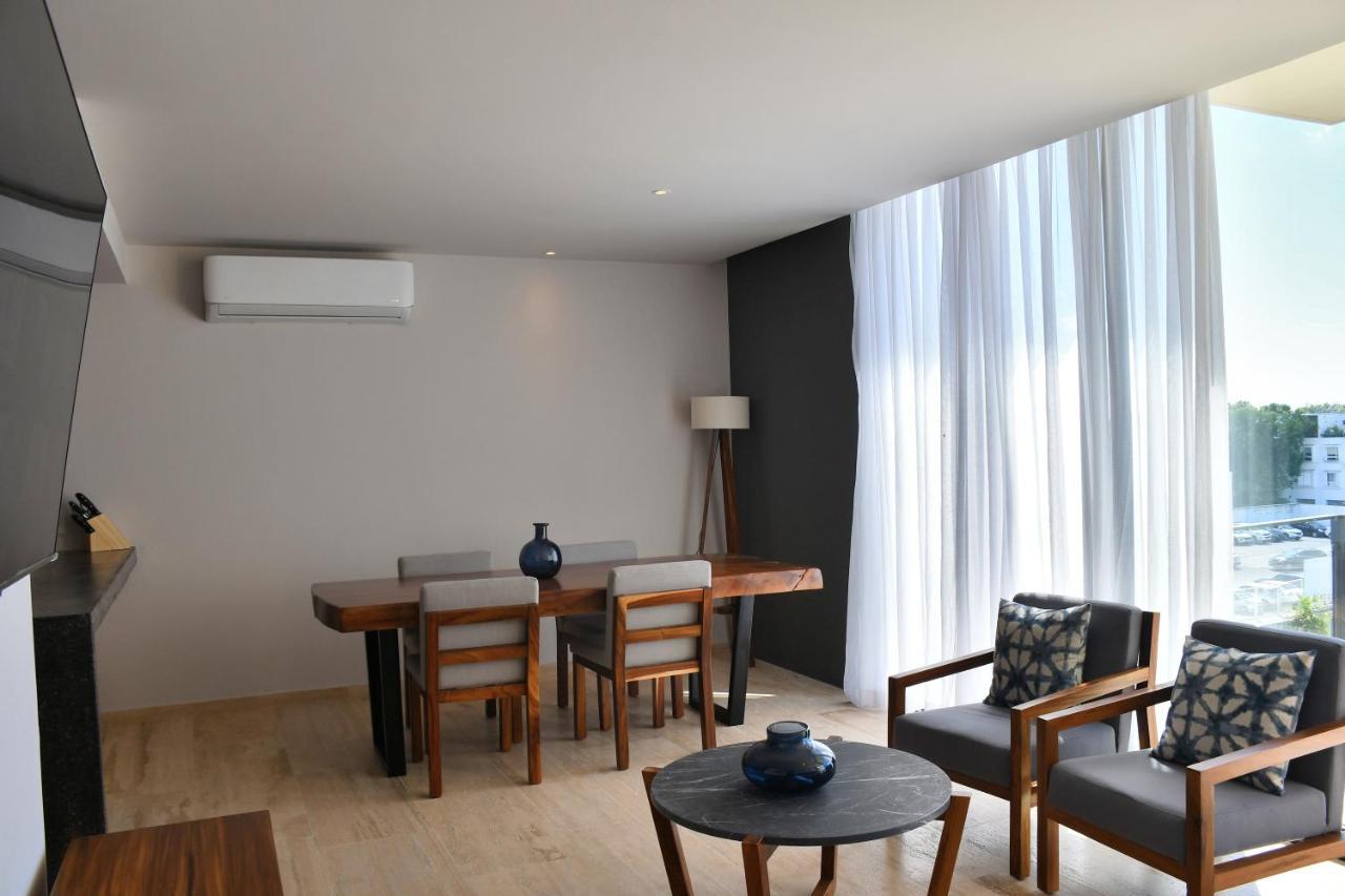 Kaab South By The Spot 4*