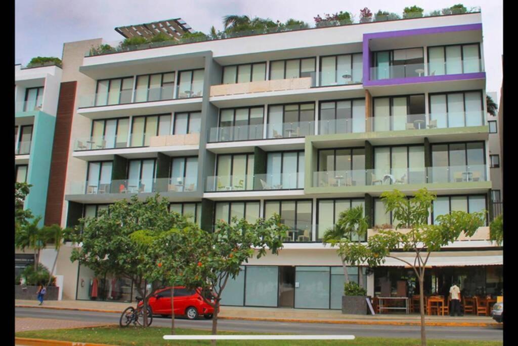 2223 The Place To In Playa del Carmen