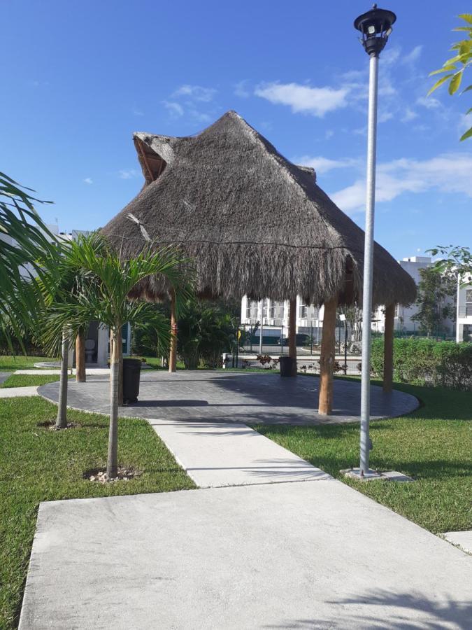 Nhà nghỉ Thelmar House Playa del Carmen