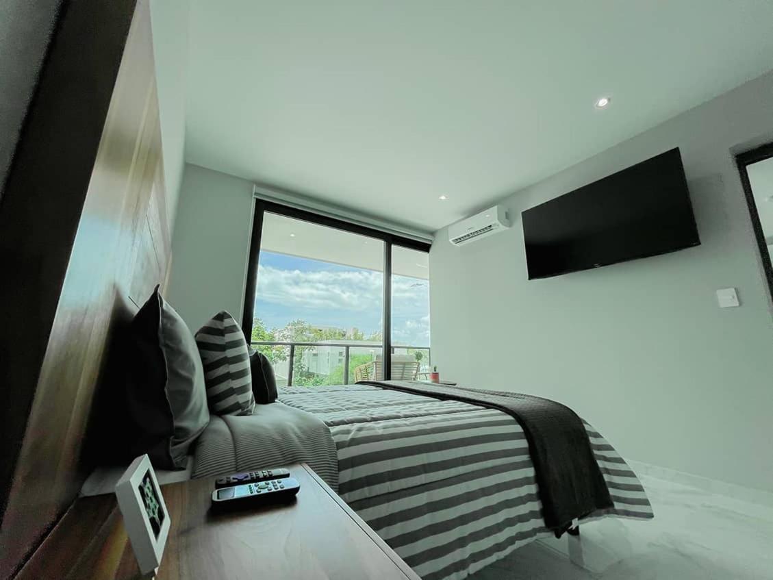 Level Luxury Apartment *