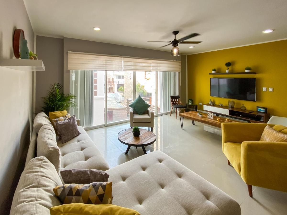 Plaza Paraiso By Riviera Apartment