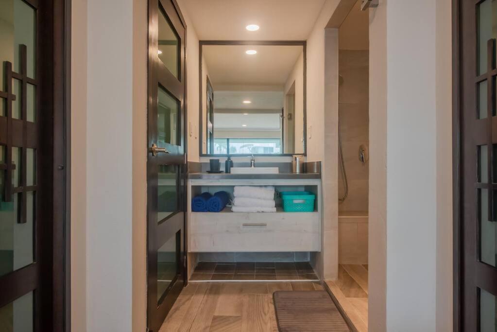 Location- 3-bdr Penth-150 Mbps- Pool- Priv Rooftop Apartment Playa del Carmen