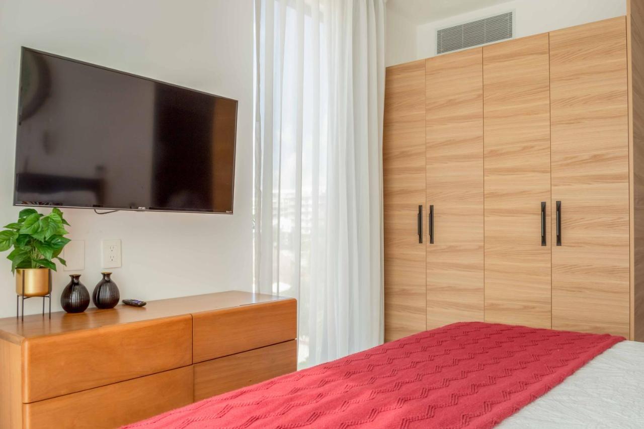 Apartment Hostpal In Great View And Location *