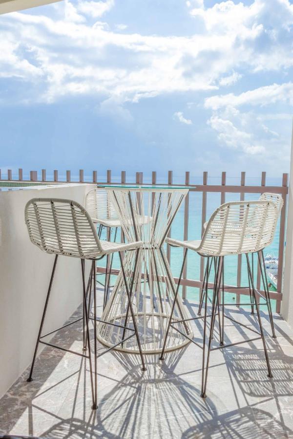 Hostpal In Great View And Location * Playa del Carmen