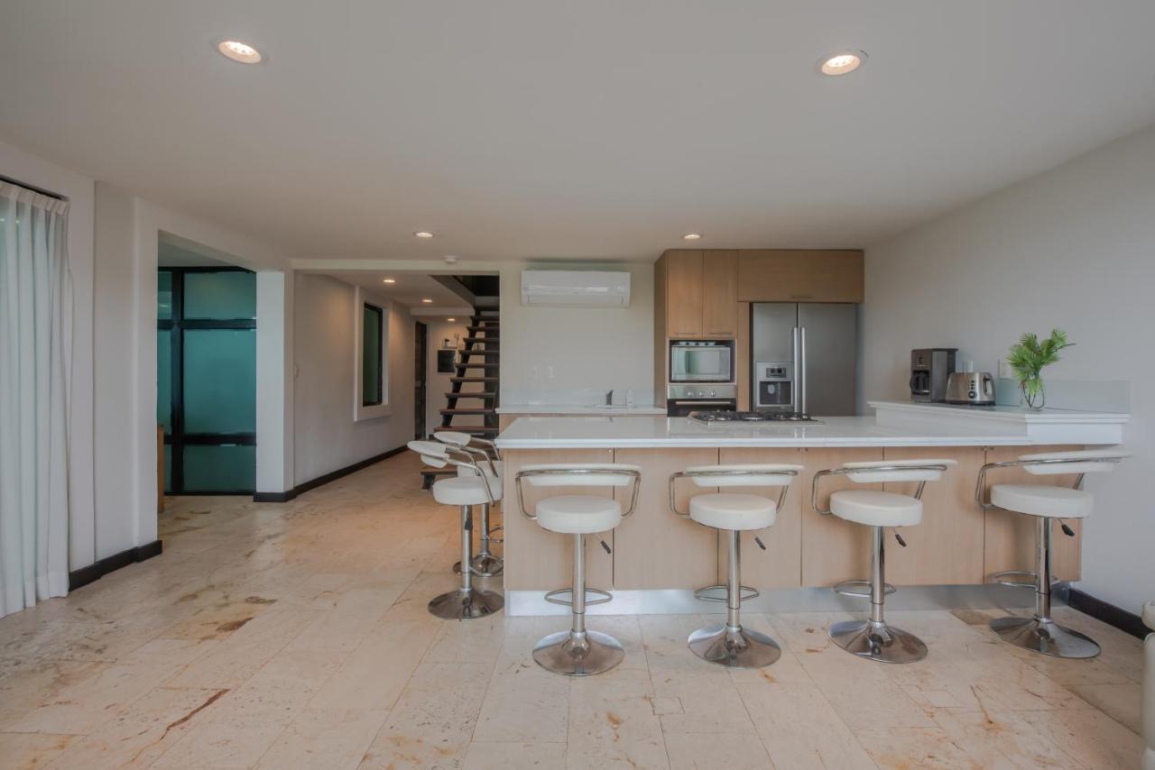 Location- 3-bdr Penth-150 Mbps- Pool- Priv Rooftop Apartment Playa del Carmen
