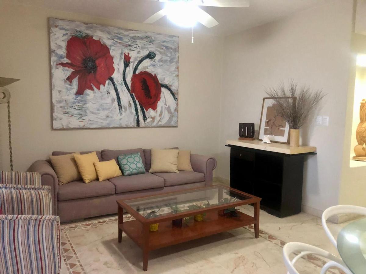Departamento C-224 Sunset Fishermen's Village * Playa del Carmen