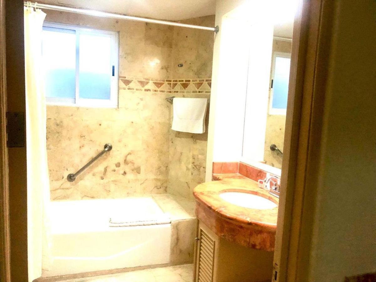 Departamento C-224 Sunset Fishermen's Village Playa del Carmen
