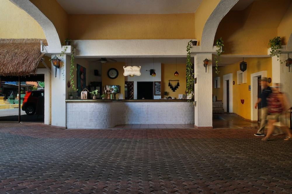 Casa Colibri 4*