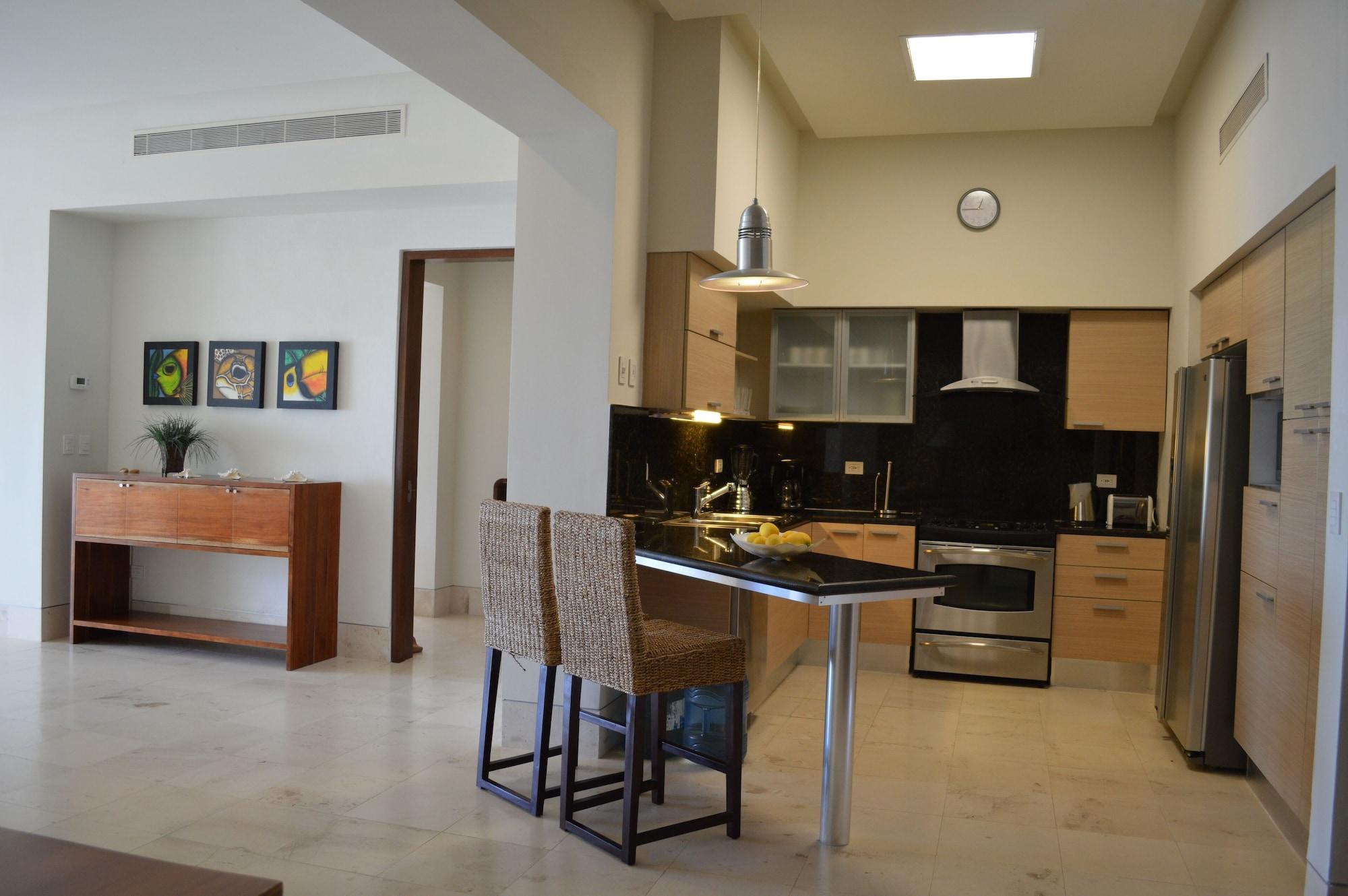 Okol Paraiso By Riviera Apartment