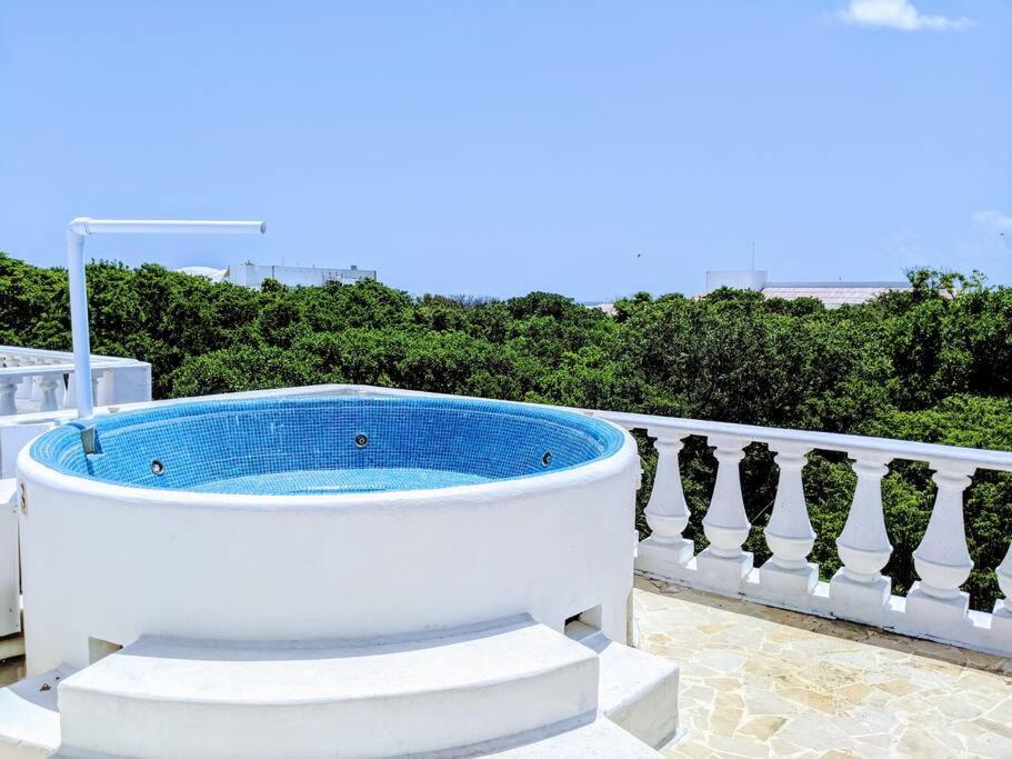 Nhà nghỉ 9br 6ba Large Groups! Location In Town Walk To Beach, 5th Ave Cozumel Ferry, Shopping, Nightlife! Roof Plunge Pool!! Castillo Playacar Fase 1 25max