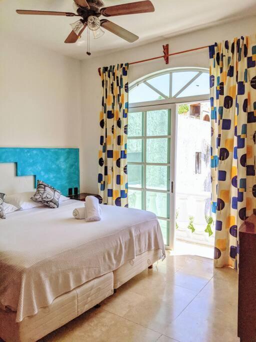 9br 6ba Large Groups! Location In Town Walk To Beach, 5th Ave Cozumel Ferry, Shopping, Nightlife! Roof Plunge Pool!! Castillo Playacar Fase 1 25max Nhà nghỉ *