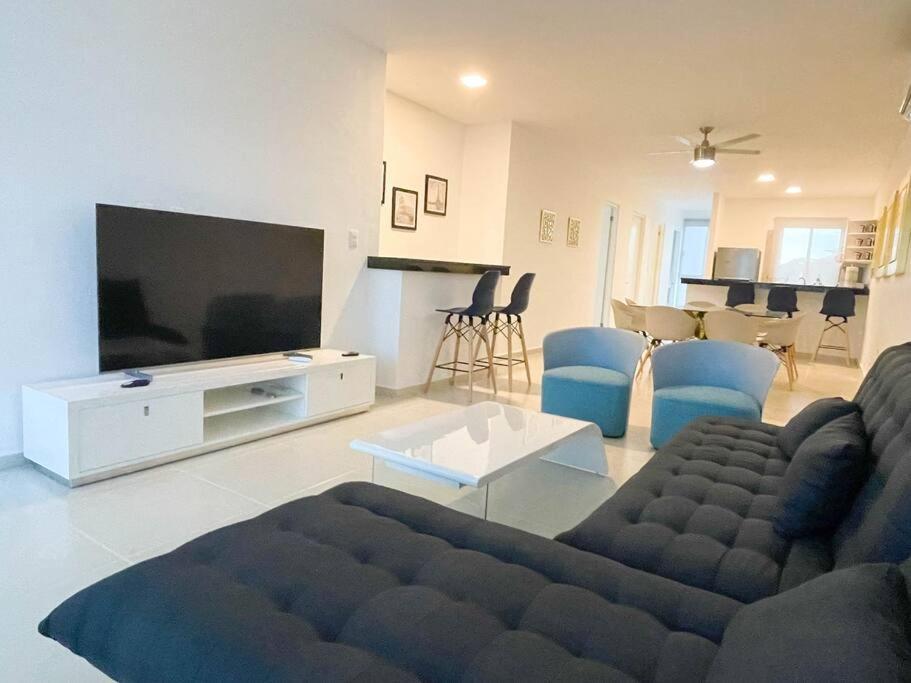 Oceanblue By Andiani Travel * Playa del Carmen