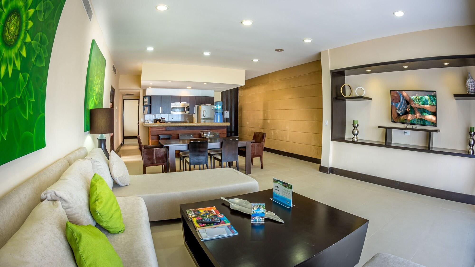 Aldea Beachside Condo By Bvr Playa del Carmen