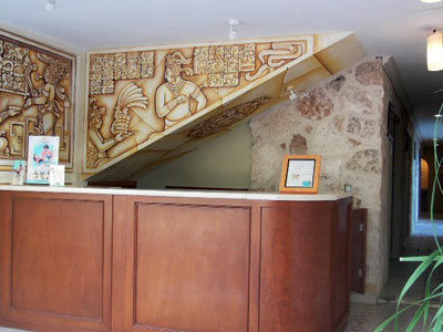 Carmen Quinta Khách sạn 3*