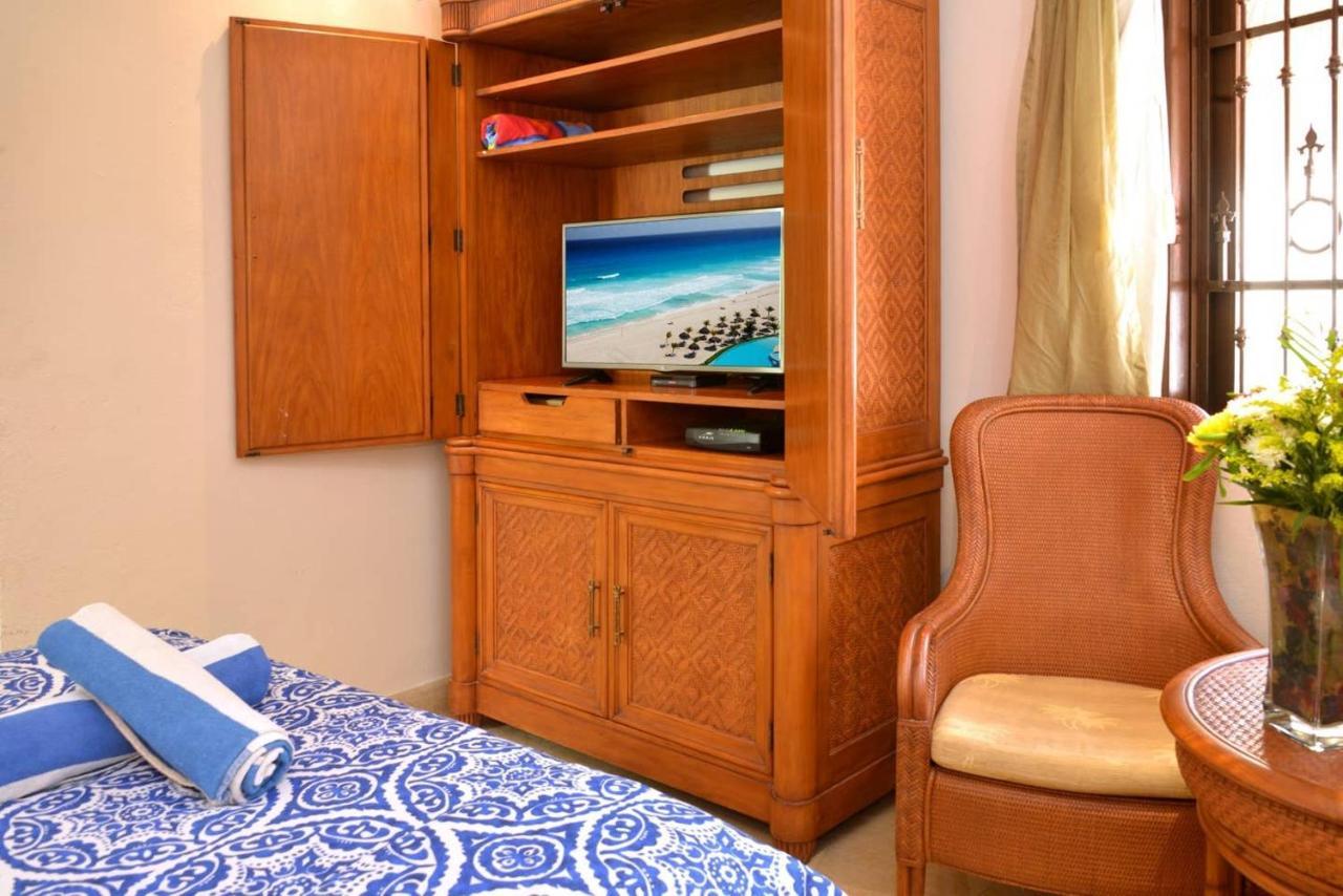 Blue Palms Suites, Pool Onsite, Steps To The & 5th Ave * Playa del Carmen