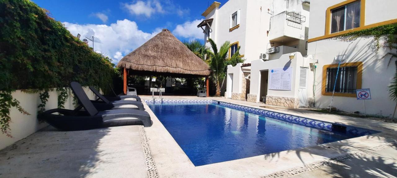 En Fraccionamiento Privado 6 Personas, 5 Camas, Piscina Cerca De La Playa Apartment