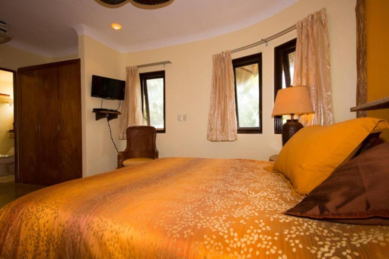Blue Palms Suites, Pool Onsite, Steps To The & 5th Ave * Playa del Carmen