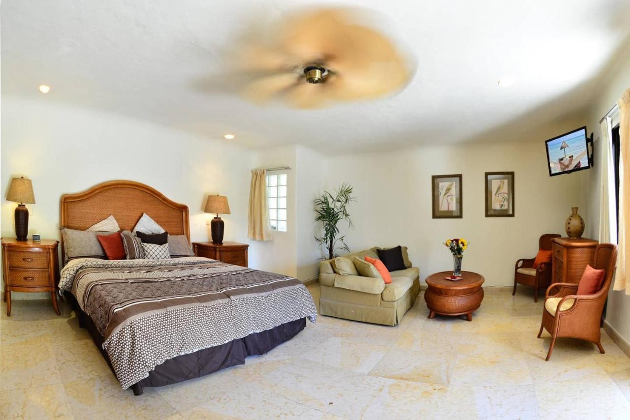 Apartment Blue Palms Suites, Pool Onsite, Steps To The & 5th Ave *