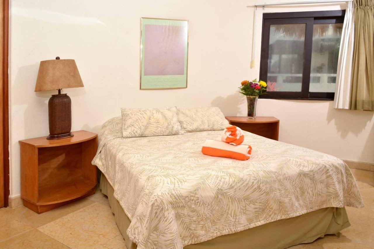 Blue Palms Suites, Pool Onsite, Steps To The & 5th Ave Apartment Playa del Carmen