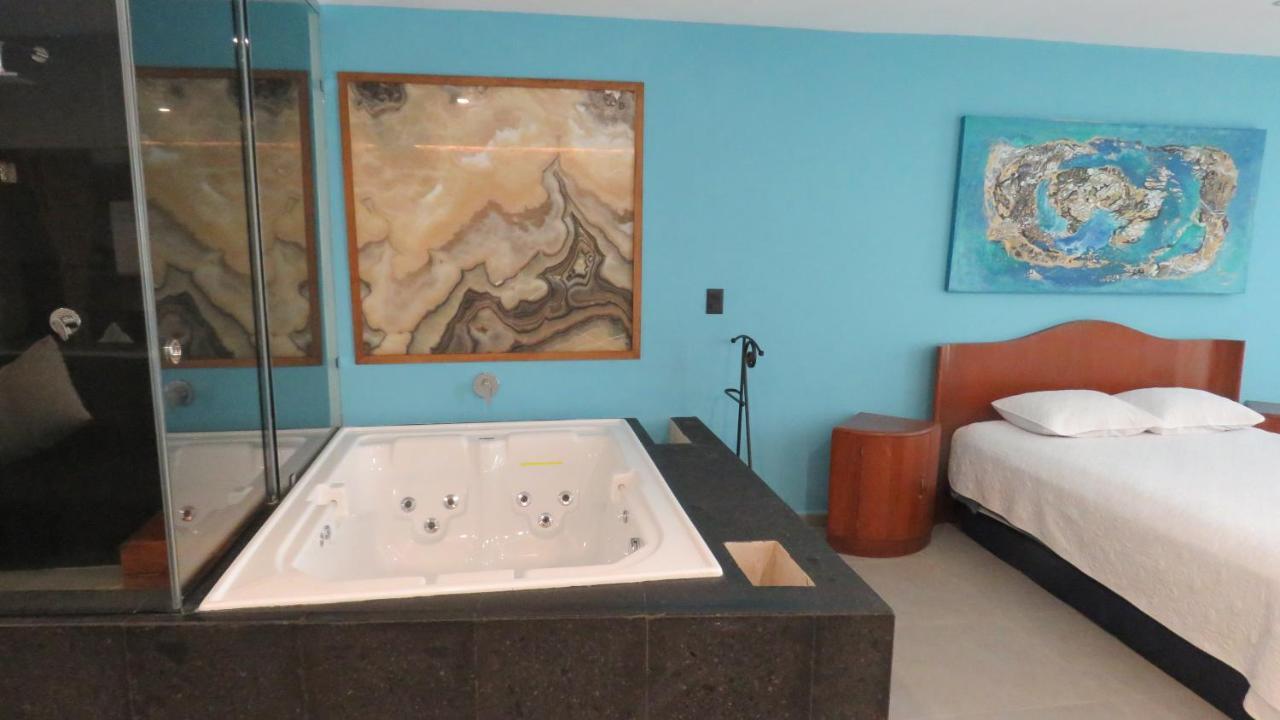 Căn hộ Gorgeous Duplex Mamitas Jacuzzi 3bd Lock-out Playa del Carmen