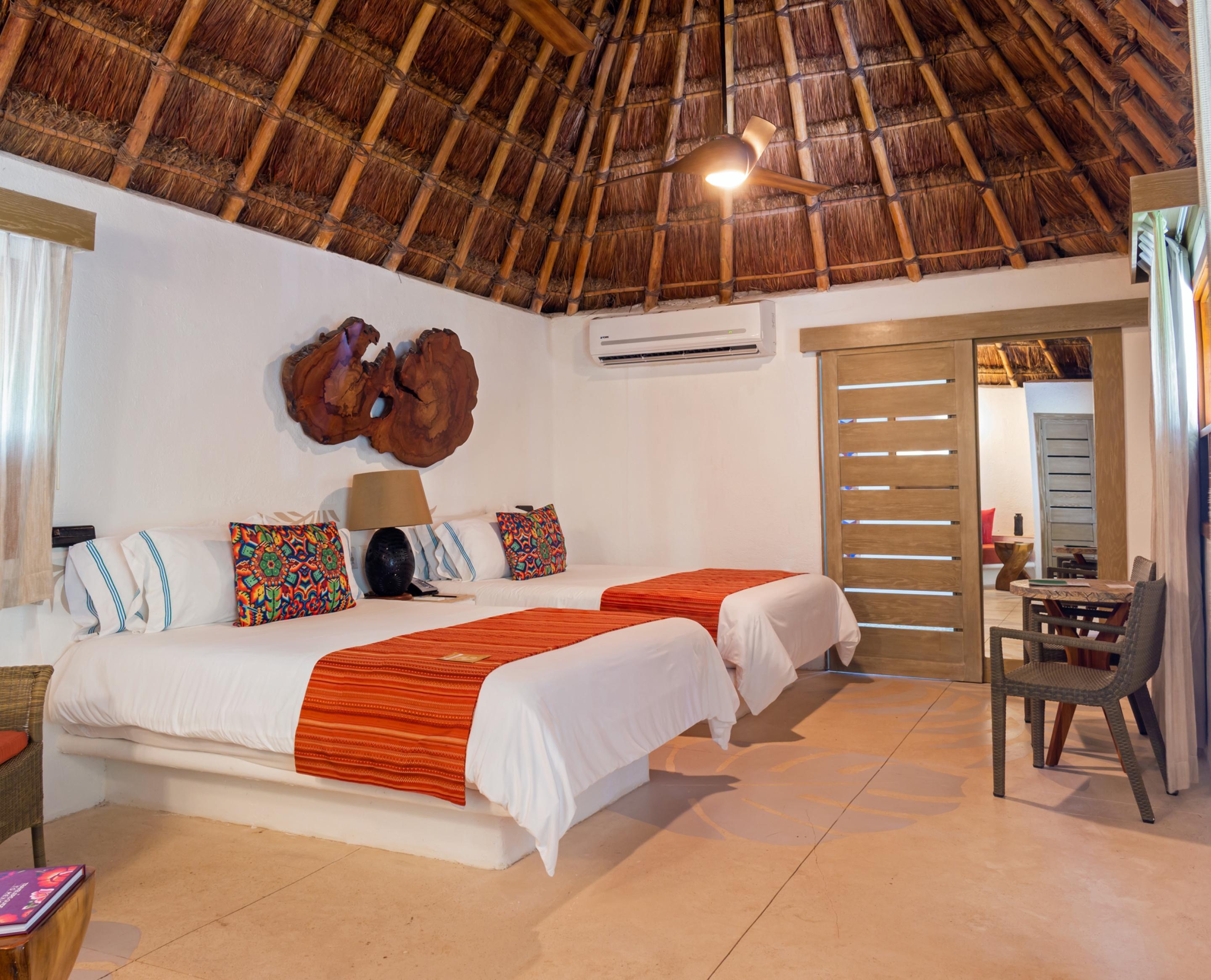 Resort Mahekal Front & 5*