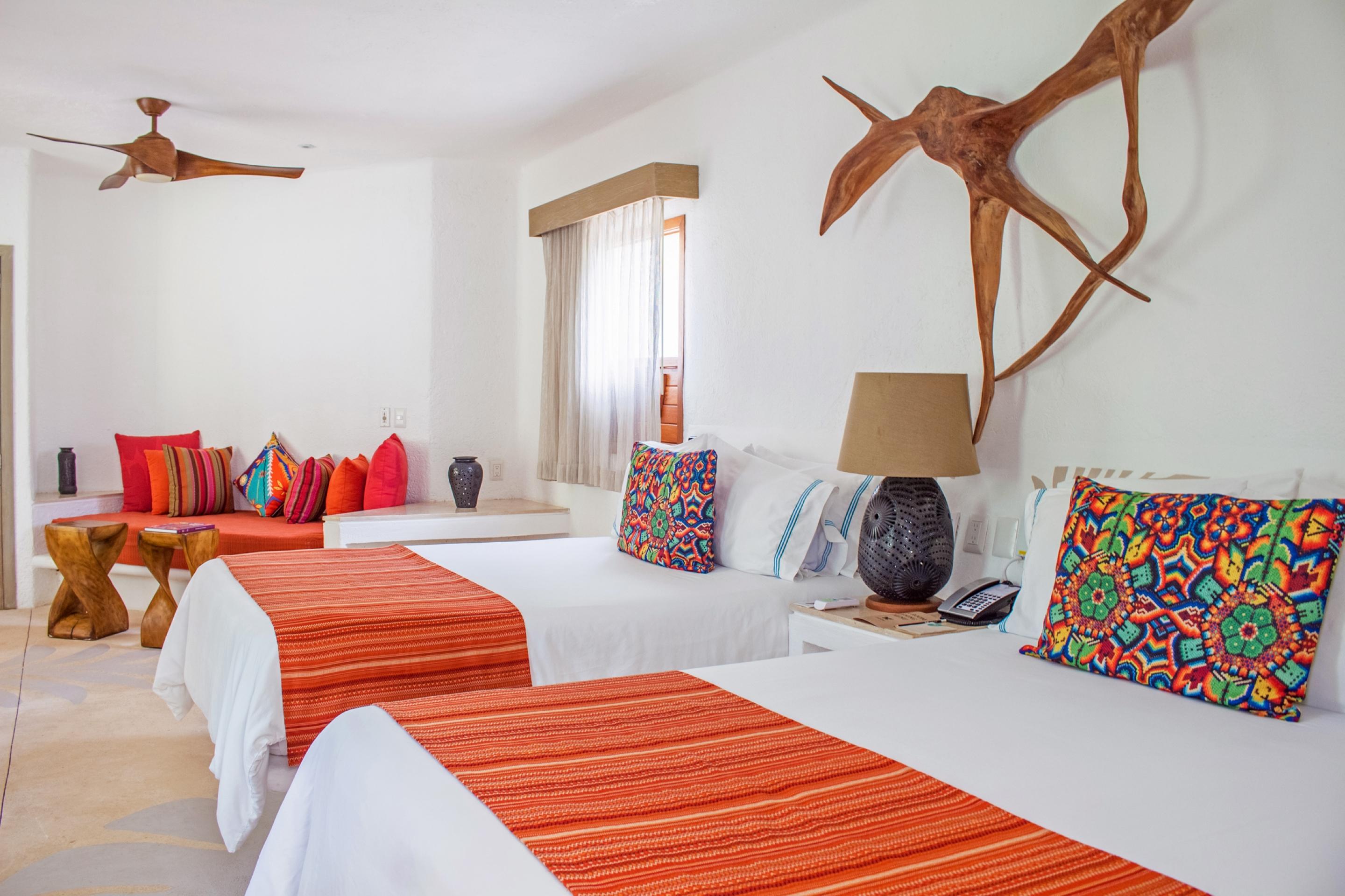 Mahekal Front & Playa del Carmen