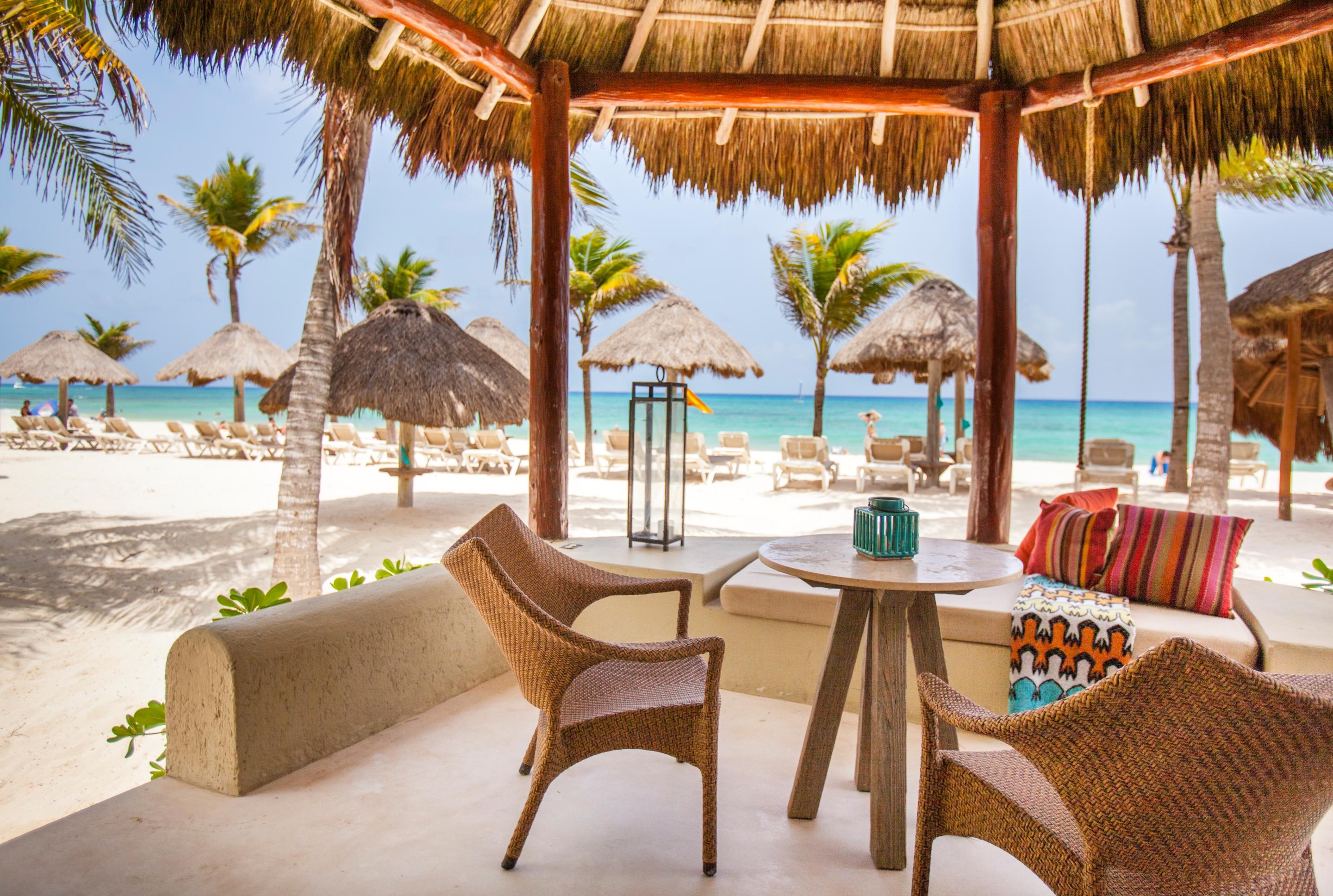 Resort Mahekal Front & 5*
