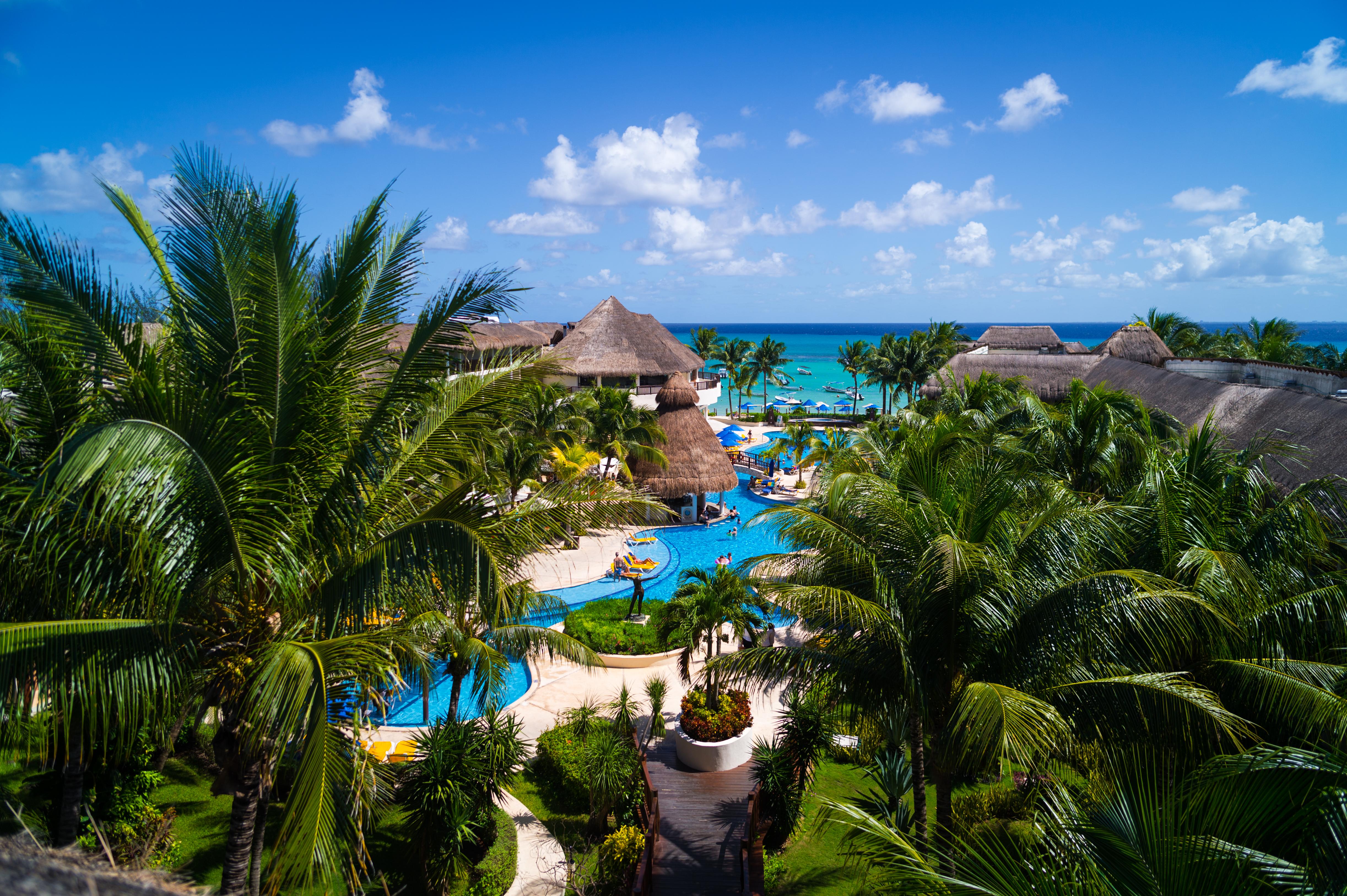 Khu nghỉ mát The Reef Coco & 4*