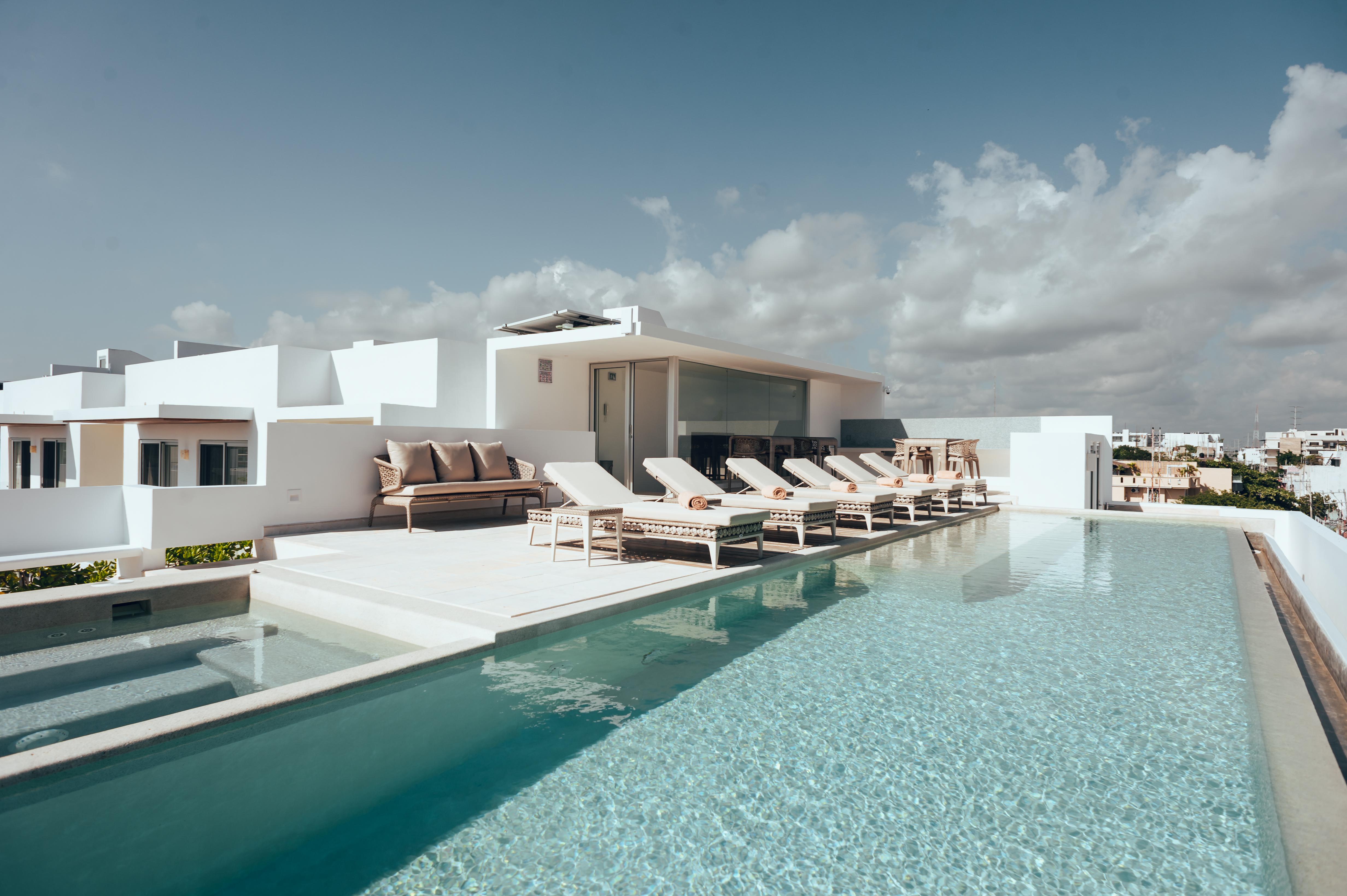 Antera & Residences Hotel