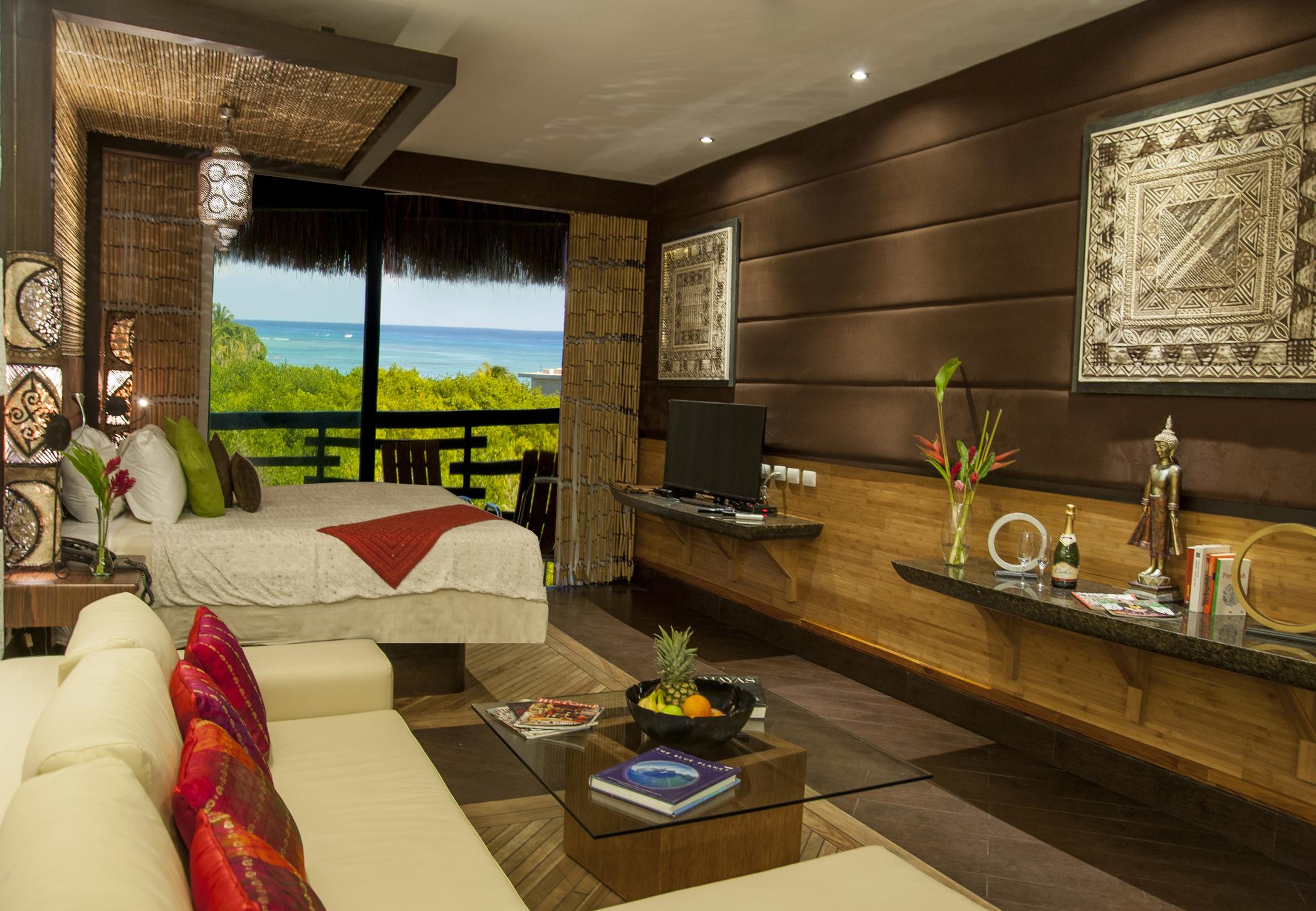 Hotel La Divina By Aldea Thai