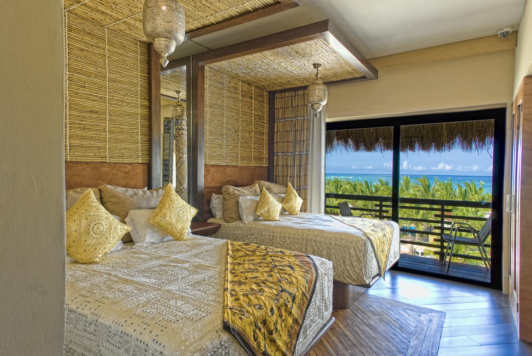 Hotel La Divina By Aldea Thai 4*
